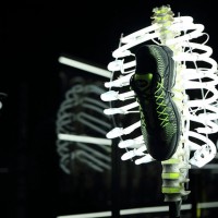 人体構造にインスピレーションを受けたデザイン／「AIR MAX 95」20周年記念エキシビジョンスペース「STUDIO 95」