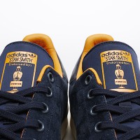 adidas Originals×PORTERの「スタンスミス」（ネイビー／1万6,000円）