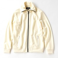 「Raf Simons×Fred Perry」の12シーズン目となるコレクションが発売