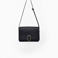 「アリックス（ALIX）」フラップショルダーバッグ H18×W26×D8cm 16万8,000円／3.1 フィリップ リム