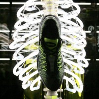 人体構造にインスピレーションを受けたデザイン／「AIR MAX 95」20周年記念エキシビジョンスペース「STUDIO 95」