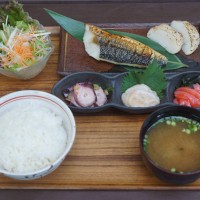 駿河屋賀兵衛の「賀兵衛の塩辛定食」（1,150円）