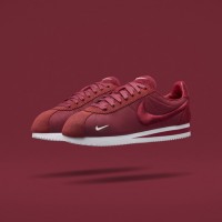 「ナイキ コルテッツ」をモダンに仕上げた「NikeLab CLASSIC CORTEZ」