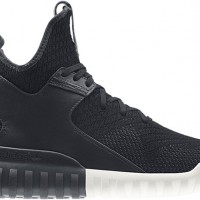 「Tubular X Premium Primeknit」（1万8,200円）