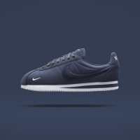 「ナイキ コルテッツ」をモダンに仕上げた「NikeLab CLASSIC CORTEZ」