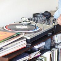 レコードコレクター、origamiマックス・マッキー氏の音楽のある生活【INTERVIEW】