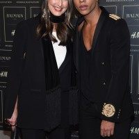 H&Mとバルマンによるコラボレーションコレクション「Balmain × H&M」のショーがニューヨークのウォール街で開催