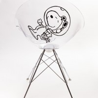 ピーナッツ（PEANUTS）65周年記念を祝うポップアップショップ「PEANUTS meets SPECIAL PRODUCT DESIGN」／カルテルとのコラボレーションチェア（15万円）