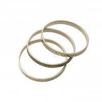 「TRIO BRACELET」（1万3,000円）