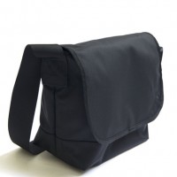 「Y’s x New Era Shoulder Bag」（1万2,000円）