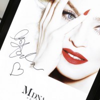 マドンナが、MDNA SKIN新作スキンケア商品発表を記念し銀座三越に登場