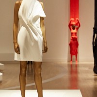 「MIYAKE ISSEY展: 三宅一生の仕事」