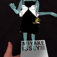 「MIYAKE ISSEY 展: 三宅一生の仕事」の立動アプリ