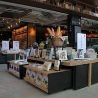 「枚方T-SITE」店内の様子/1階