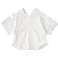 「Open Shoulder Cotton Blouse」（3万9,000円）