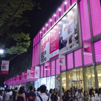 「ヴォーグ・ファッションズ・ナイト・アウト 2016」が東京の表参道・青山・原宿エリア、大阪の阪急うめだ本店・阪急メンズ大阪で開催