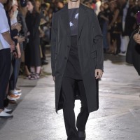 PITTI UOMO 90で発表されたラフ・シモンズ（RAF SIMONS）の17SSメンズコレクション