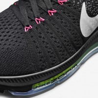 「ナイキ ズーム オールアウト フライニット（Nike Zoom All Out Flyknit）」（2万2,000円）