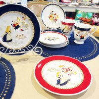 「アリス・イン・ワンダーランドの世界 at GINZA MITSUKOSHI」が28日まで銀座三越で開催中