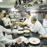 3星レストラン アラン・デュカスで一夜限りの味覚を味わう