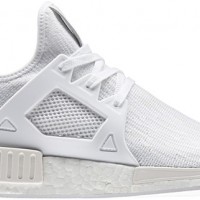 「エヌ エム ディー エックス アール ワン（NMD_XR1）」（1万7,990円）