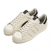 「Superstar 80s KASINA」（1万9,000円）