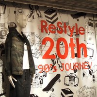 伊勢丹新宿店リ・スタイルの20周年を記念した「ReStyle 20TH “90's JOURNEYショップ”」