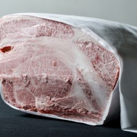 半年待ちの「赤身肉」と特別で希少な「和牛」が1日限りの夢の饗宴