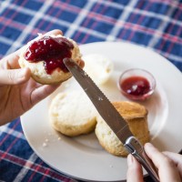 イギリスの伝統的な飲み物やお菓子なども多数用意