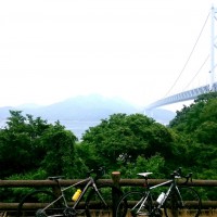 広島県・備後地方の尾道市で、“デニム”をドレスコードに自転車で「瀬戸内しまなみ街道」を駆けるイベント「DENIM RUN Onomichi」が開催