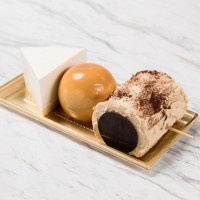 「おでん」（小／550円、大／3,800円）