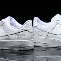 「NIKE AIR FORCE 1’07」（1万2,000円）