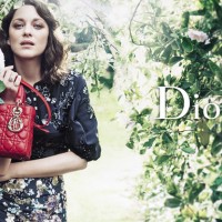 ディオールがアイコンバッグ「Lady Dior」の最新広告キャンペーンを公開