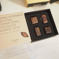 「SUSUMU KOYAMA’S CREATION INTERNATIONAL CHOCOLATE AWARDS 2016」（税込1,620円）。