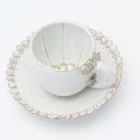 petal cup and saucer 2016 ceramic h. 9.0 × φ 14.0 cm