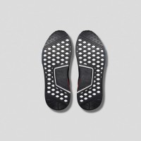 「NMD_R1 OG」（2万3,300円）を