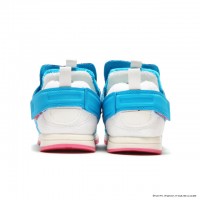 VERSA PUMP FURY DORAEMON（5,990円）／リーボック クラシック×パッカー シューズ×アトモス『ドラえもん』