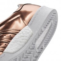 「Superstar BOOST W」（1万6,000円）