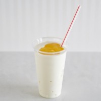 EGG SHAKE（370円）