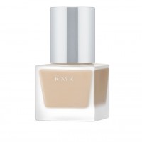 「RMK リクイドファンデーション」（30ml 4,500円・SPF14 PA++） 全9色