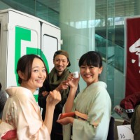 約100種の日本酒を楽しめる「Aoyama Sake Flea」が青山・国連大学広場で開催