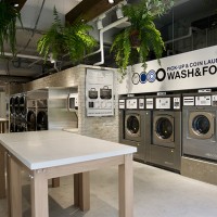 中目黒高架下に洗濯代行・水洗いクリーニング・コインランドリー「WASH&FOLD」がオープン