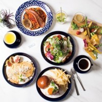 cafe & dining ブルーターミナルが横浜に登場