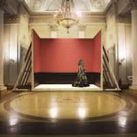 The Ephemeral Museum of Fashion　儚いファッションの美術館