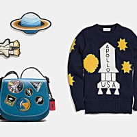 コーチから宇宙をモチーフにしたカプセルコレクションが限定登場