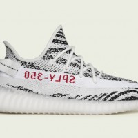 YEEZY BOOST 350 V2（2万8,000円）