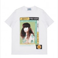 Prada Poster Girl Tシャツ（5万3,000円）