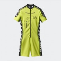 AW CYCLE ONESIE CV7460（3万2,000円）