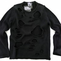 HOLE SWEATER」（3万5,000円）