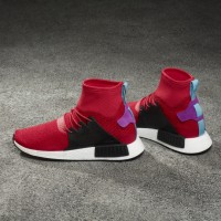 「NMD_XR1 ADVENTURE PK」（2万5,000円）